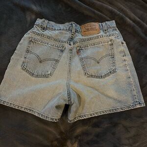Vintage Levi’s denim shorts